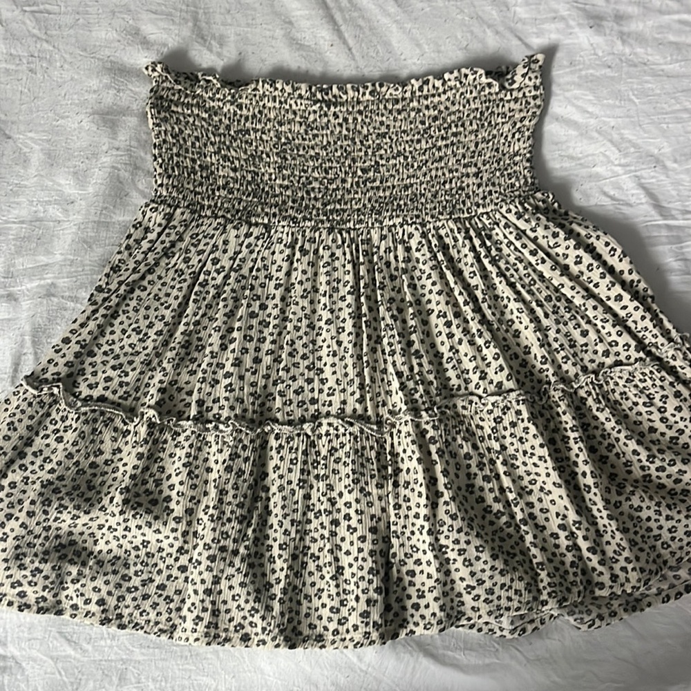 Cute High Rise Mini Skirt, Cream And Black Floral Design, XS